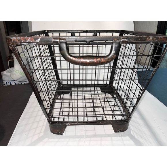 None Other - basket legs handles. Storage. Metal. Sturdy antiquey.